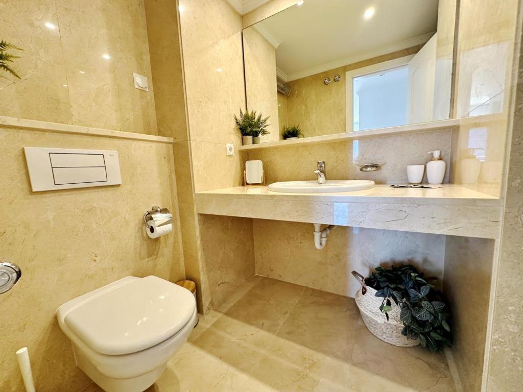 Atico Frontal Al Mar Con Piscina Privada By Homeprive Denia Εξωτερικό φωτογραφία